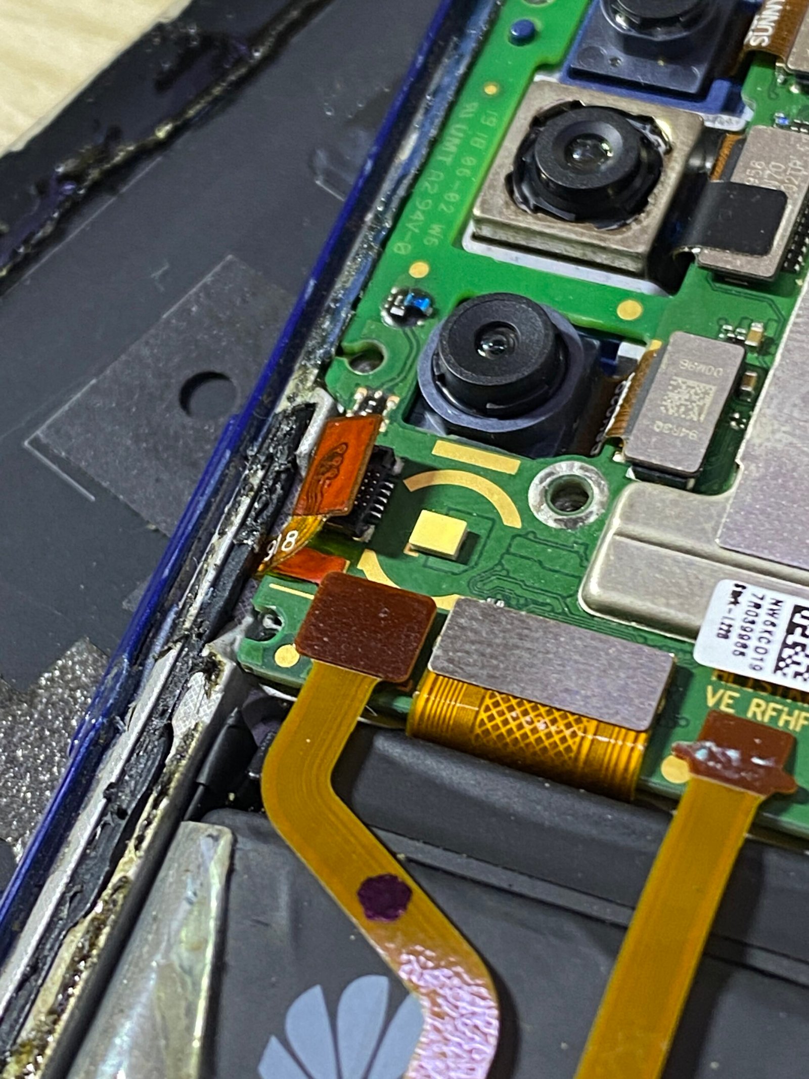 thay pin iphone bình thạnh hình 3
