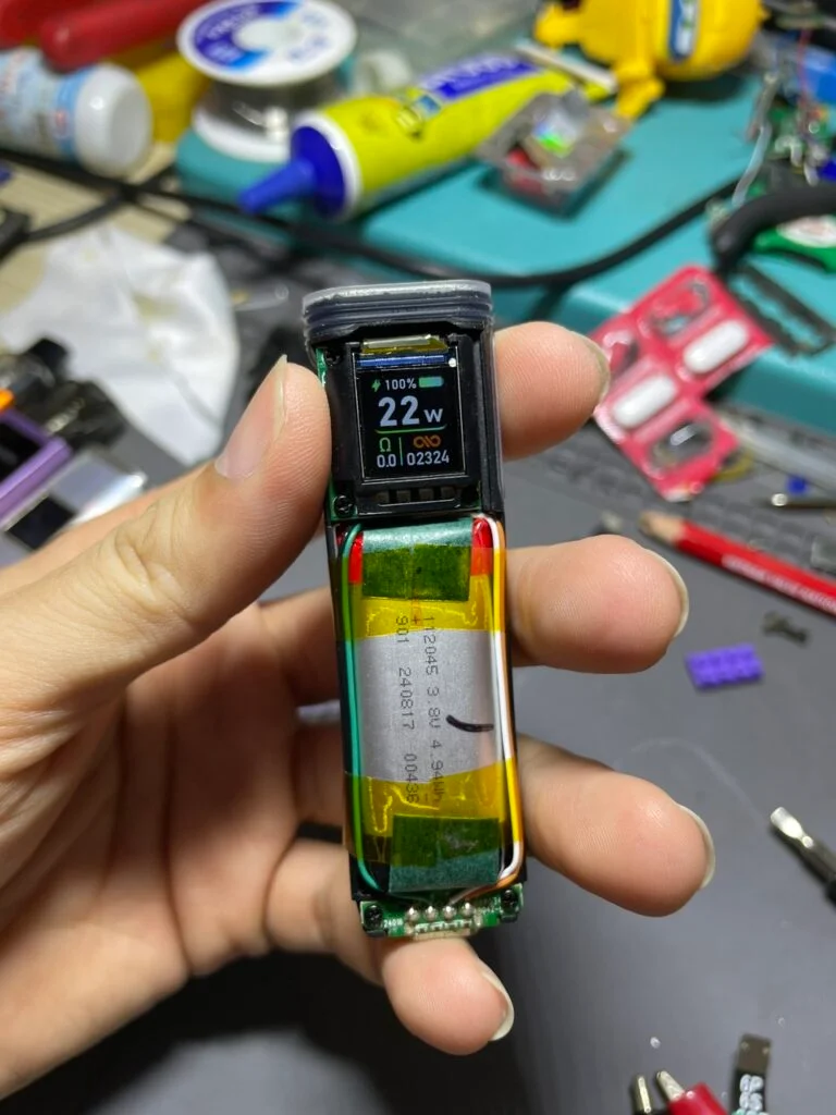 Thay pin pod Sài Gòn cho máy pod Xlim tụt pin nhanh